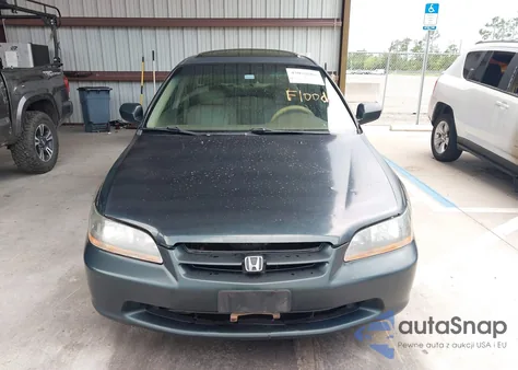 2000 Honda Accord 3.0 Ex из США, поврежденный, VIN 1HGCG1659YA080357